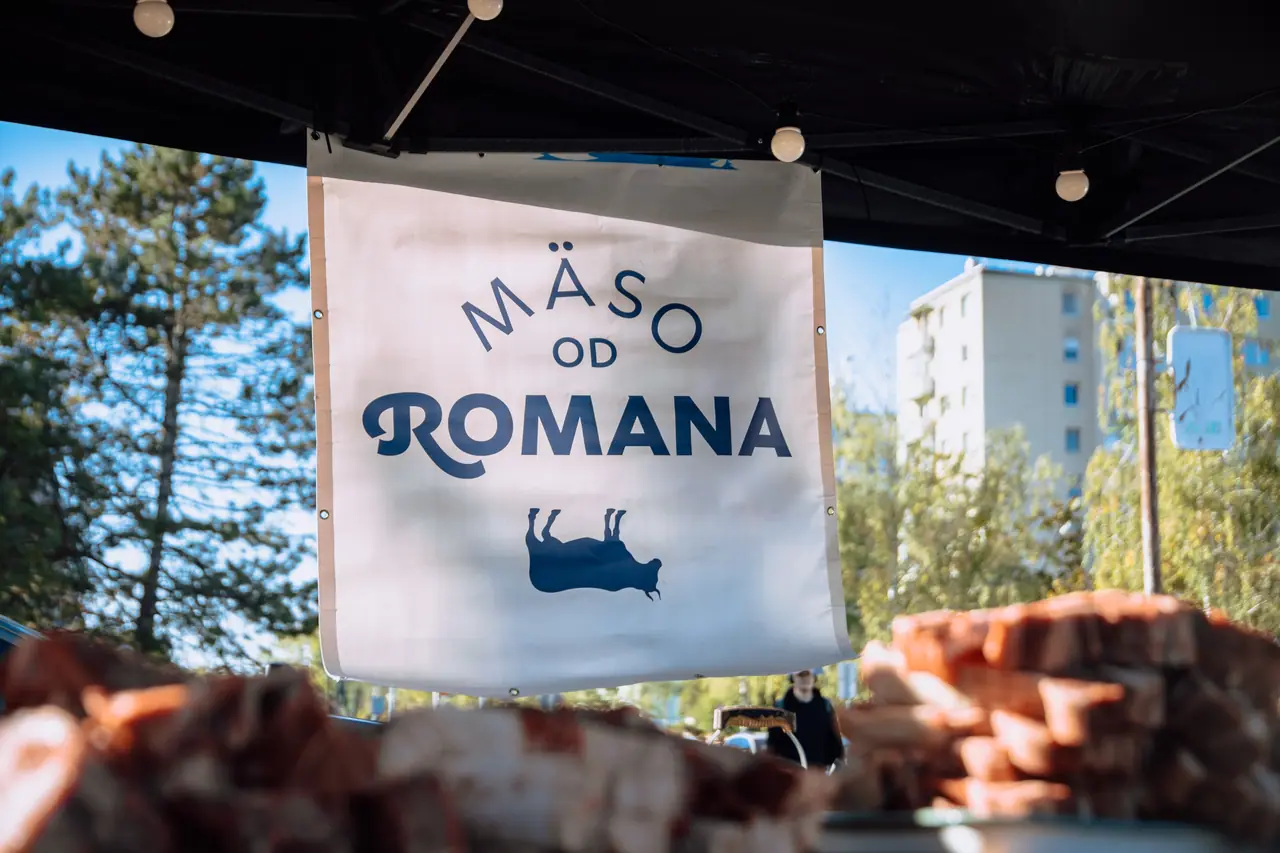 Stánok Mäso od Romana na otvorení OSTRIUM